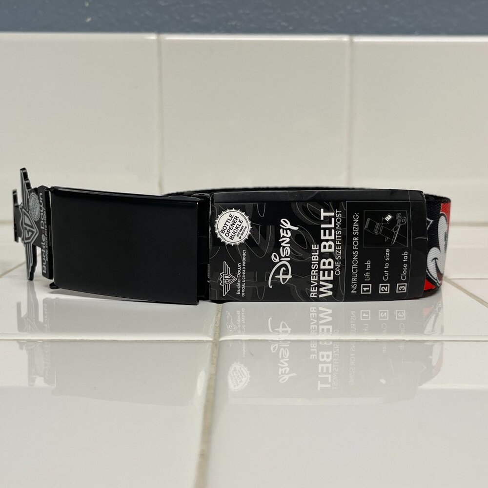 Disney Mickey Mouse reversible wed belt - Picture 5 of 8
